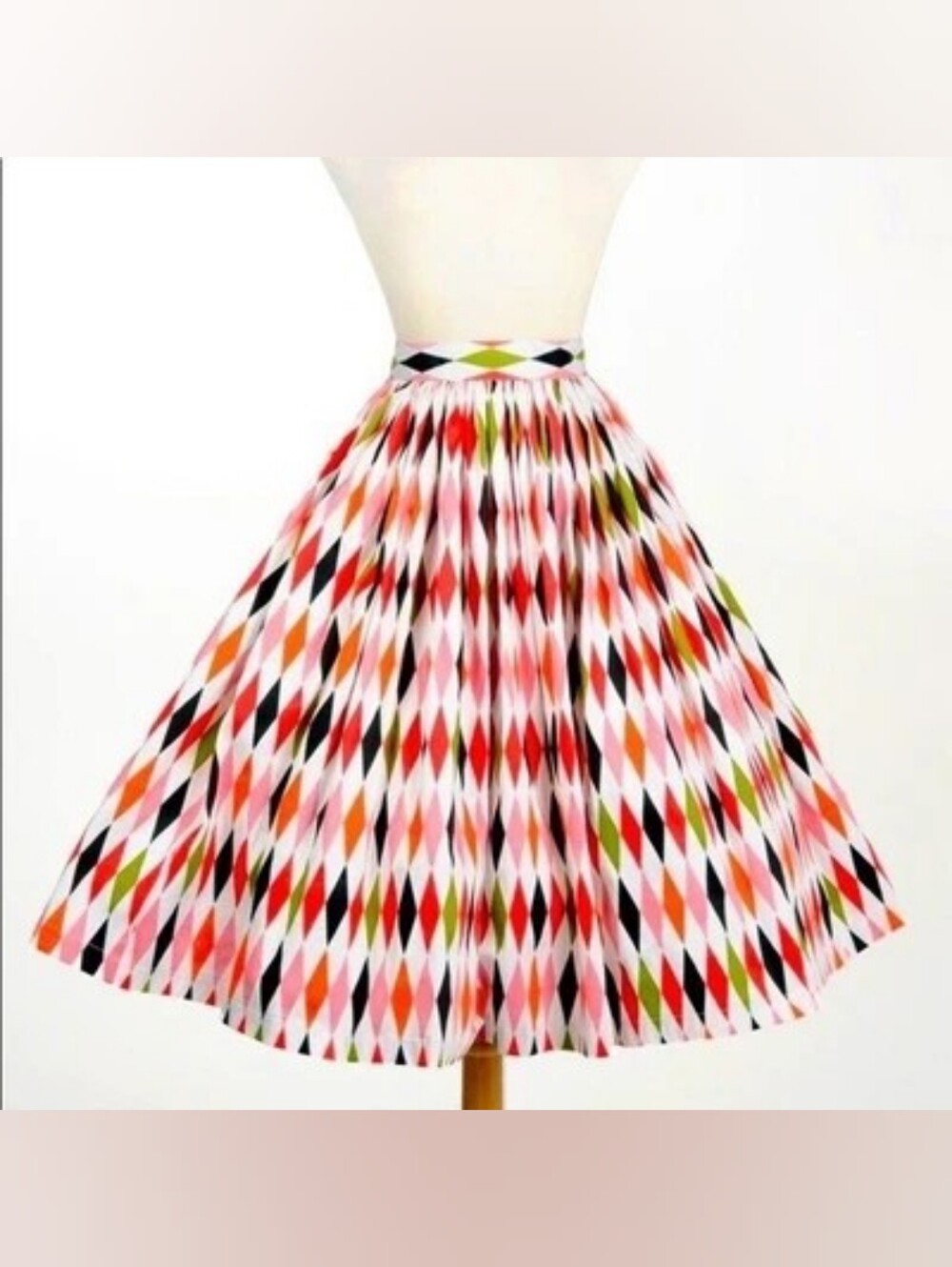 Pinup Couture Jenny Harlequin Full Pleated Swing Skirt